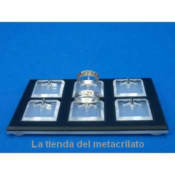 Expositor anillos con bases BJ900